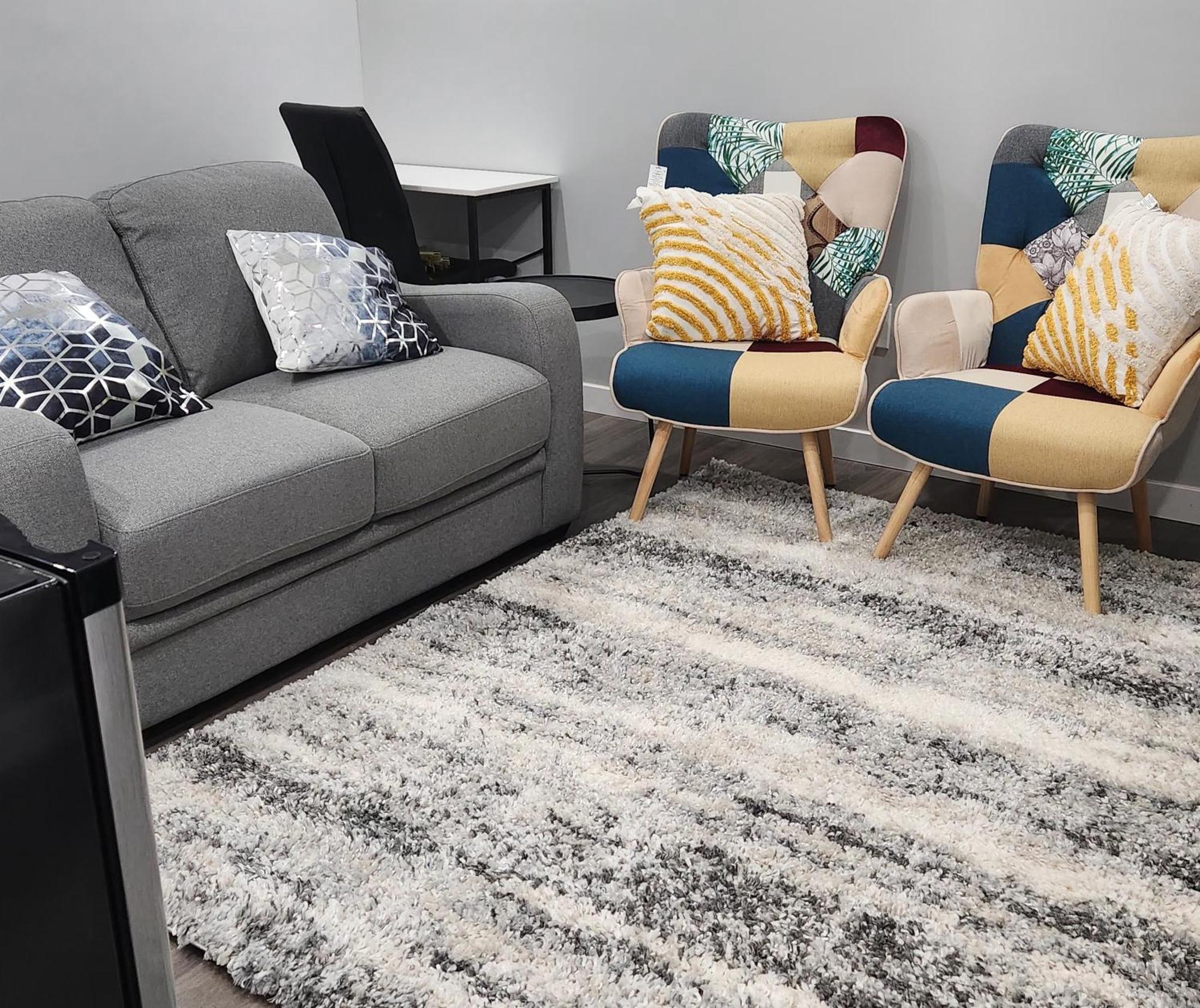 וויניפג Entire Basement Suite With Private Entrance מראה חיצוני תמונה